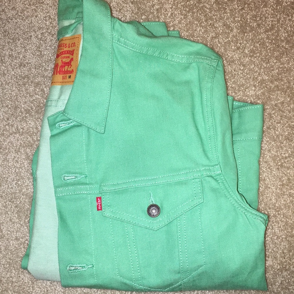 LEVI’S Denim Shirt Jacket